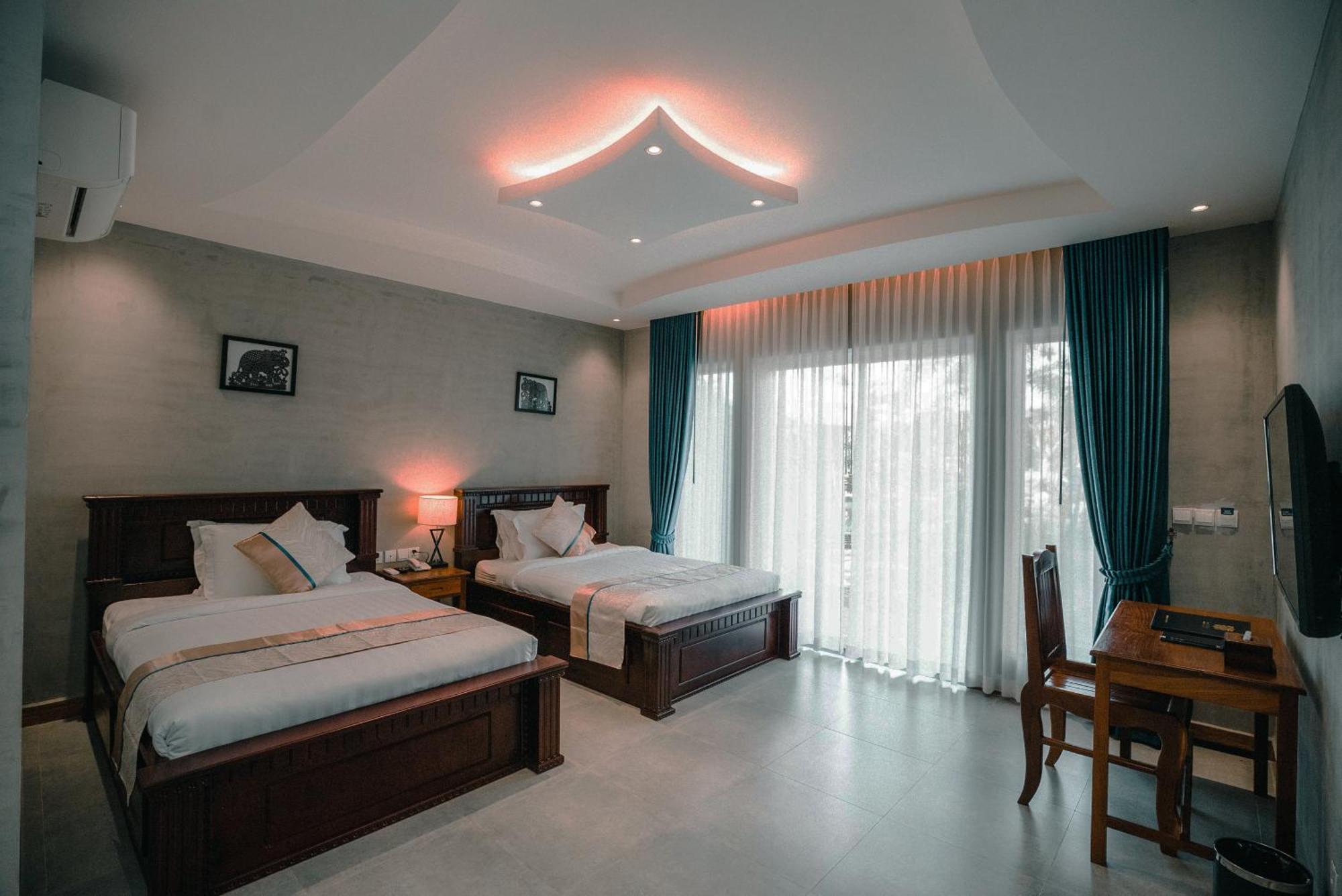 Sokchea Kampot Hotel Exterior photo