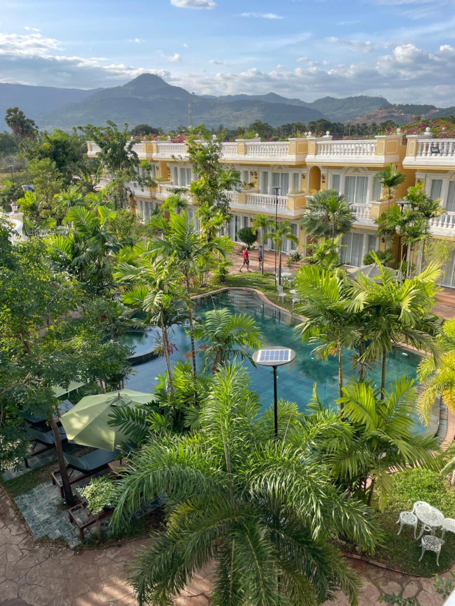 Sokchea Kampot Hotel Exterior photo